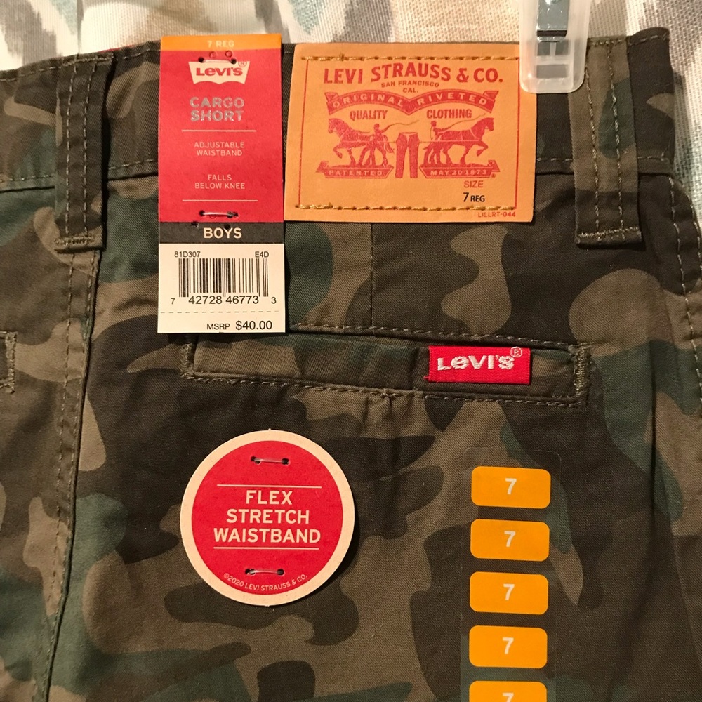 Levi’s Brand New Boys Camo Shorts Zipper Button Closure Pockets Belt Loops 7 Reg - Picture 4 of 4
